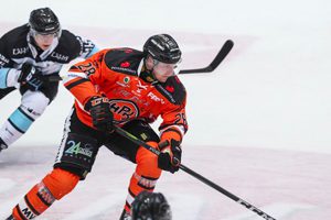 Kuvassa kolme voittajaa. Pyöräily - Ruotsi